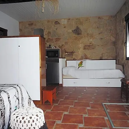 Albergue-hostel Casa Da Gandara بيت شباب *