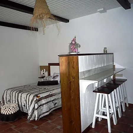 Albergue-hostel Casa Da Gandara بيت شباب *