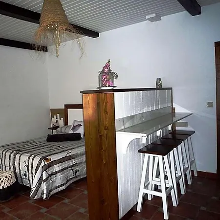 Albergue-hostel Casa Da Gandara بيت شباب